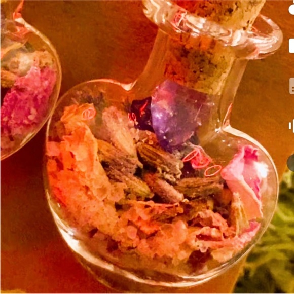 Earrings handmade Bottle Heart Love Herbal 
Rose Amethyst Salt Lavender witchy - Picture 5 of 10
